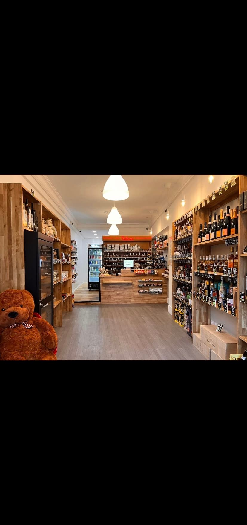 Agencement épicerie fine cave à vins — Benjamin Barbereau Vendôme